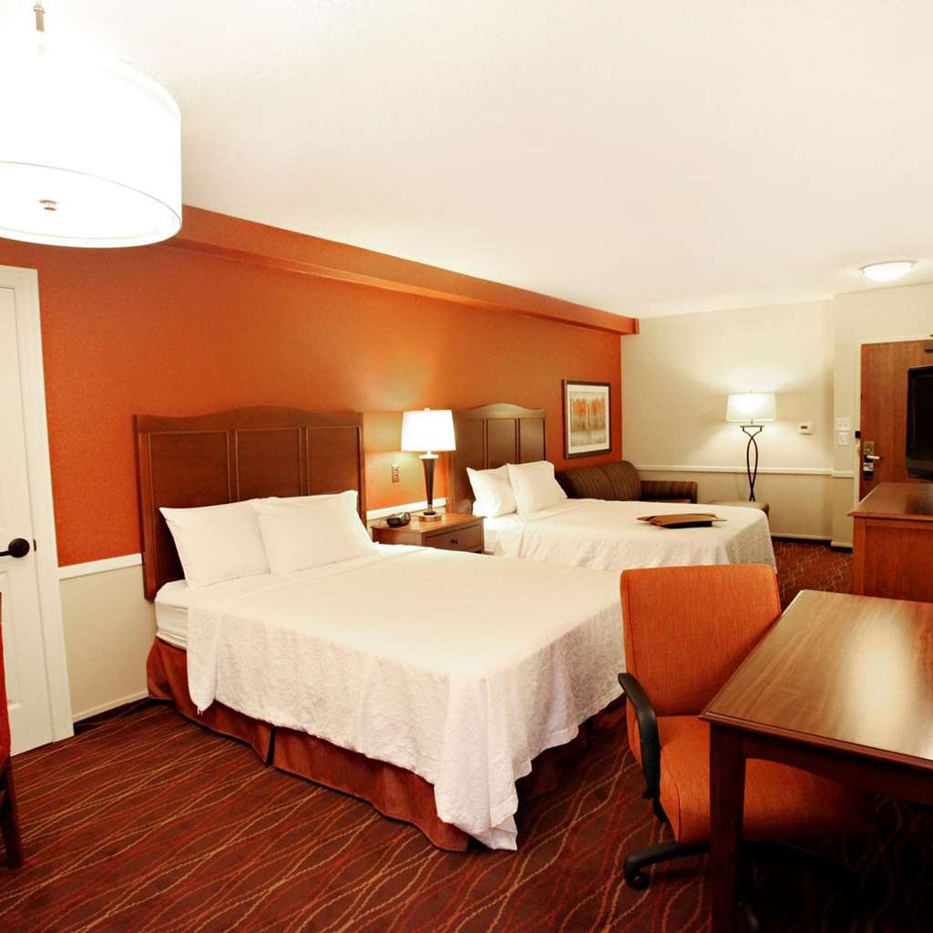 Hampton Inn Salt Lake City-North Woods Cross Номер фото